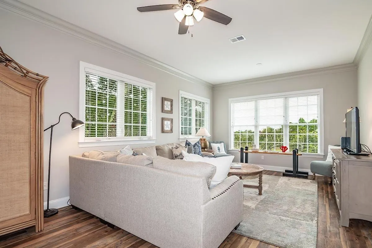 Villa Bright And Airy 3br Marsh Views Outdoor Pool *