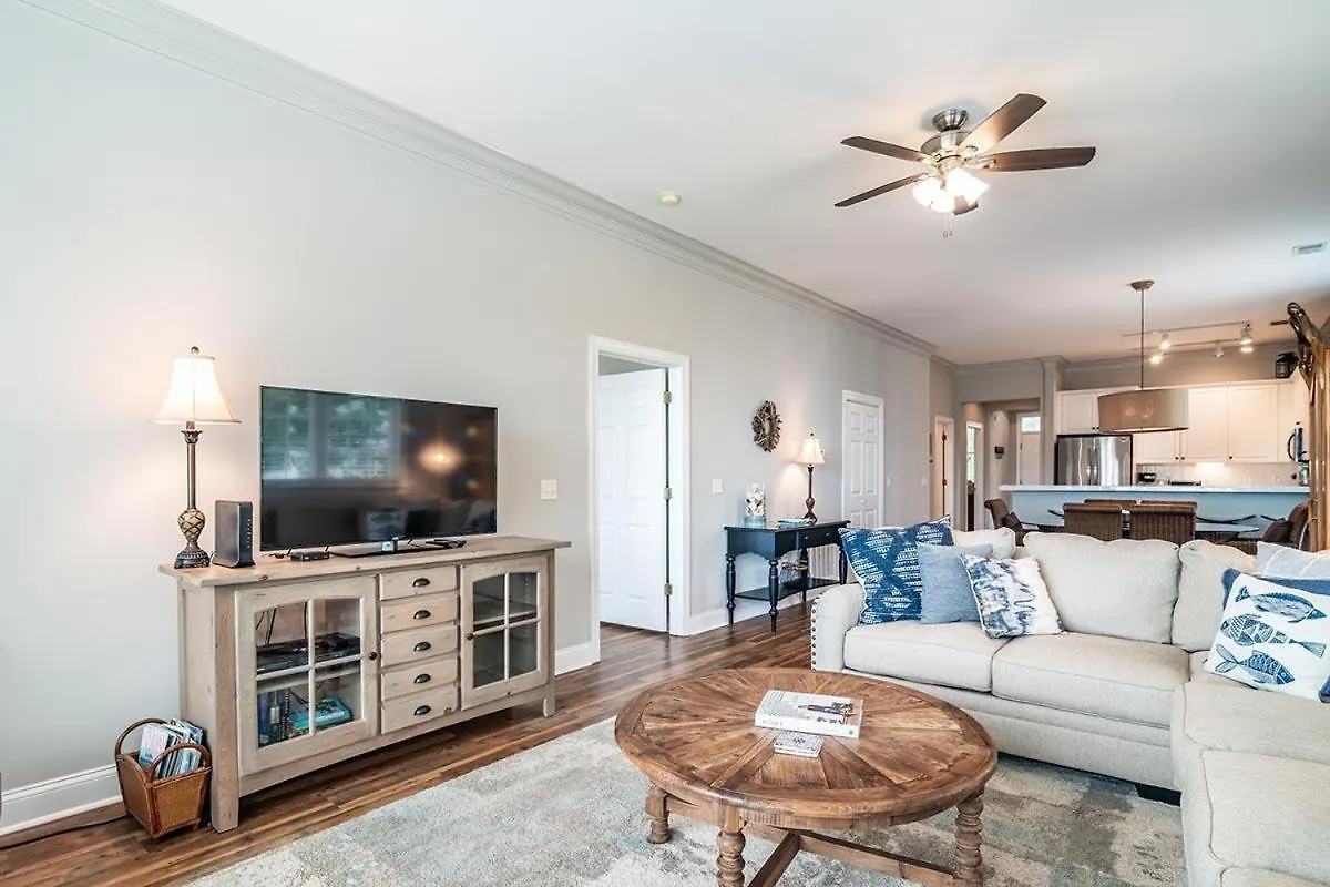 Bright And Airy 3br Marsh Views Outdoor Pool *