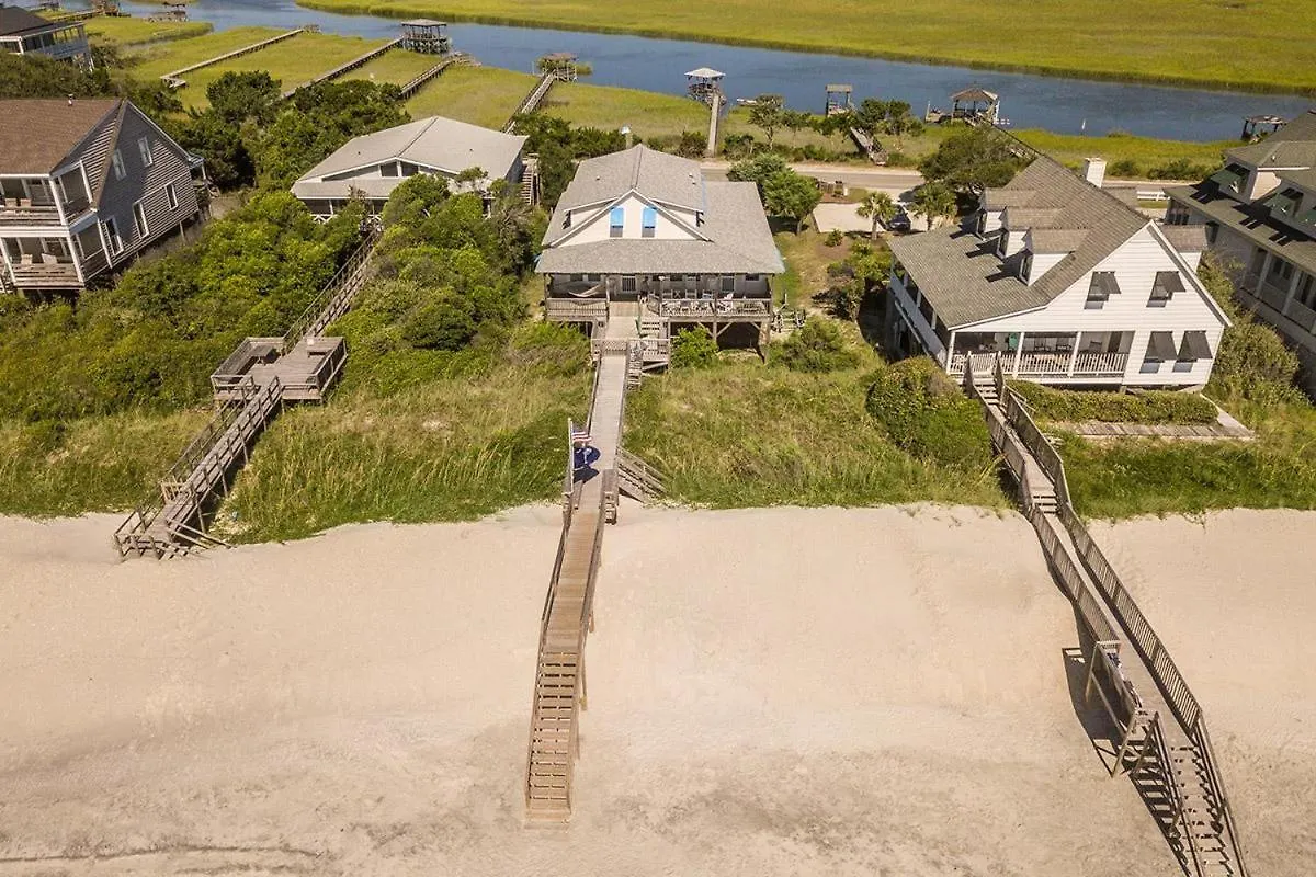Oceanfront House With Creek Access Sleeps 15 Holiday home