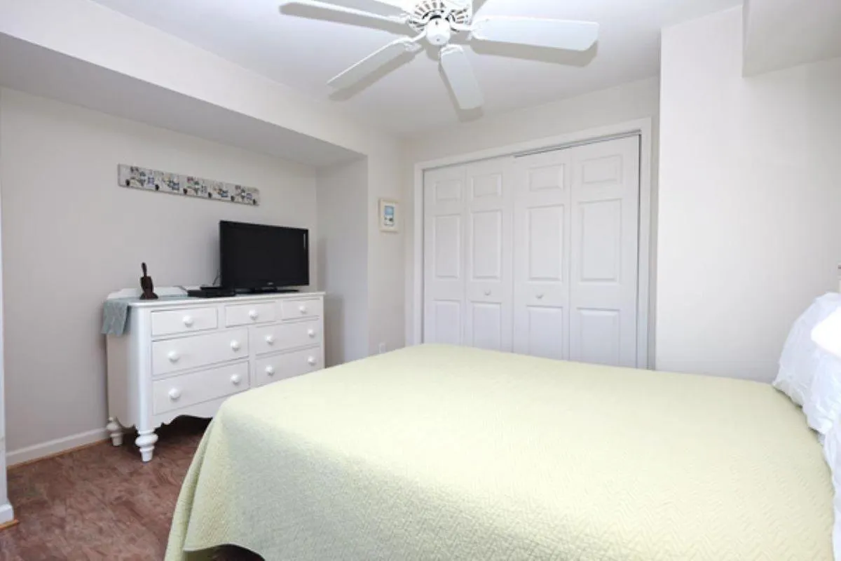 Relax Unwind Lakeview At Oystercatcherisland Villa Pawleys Island