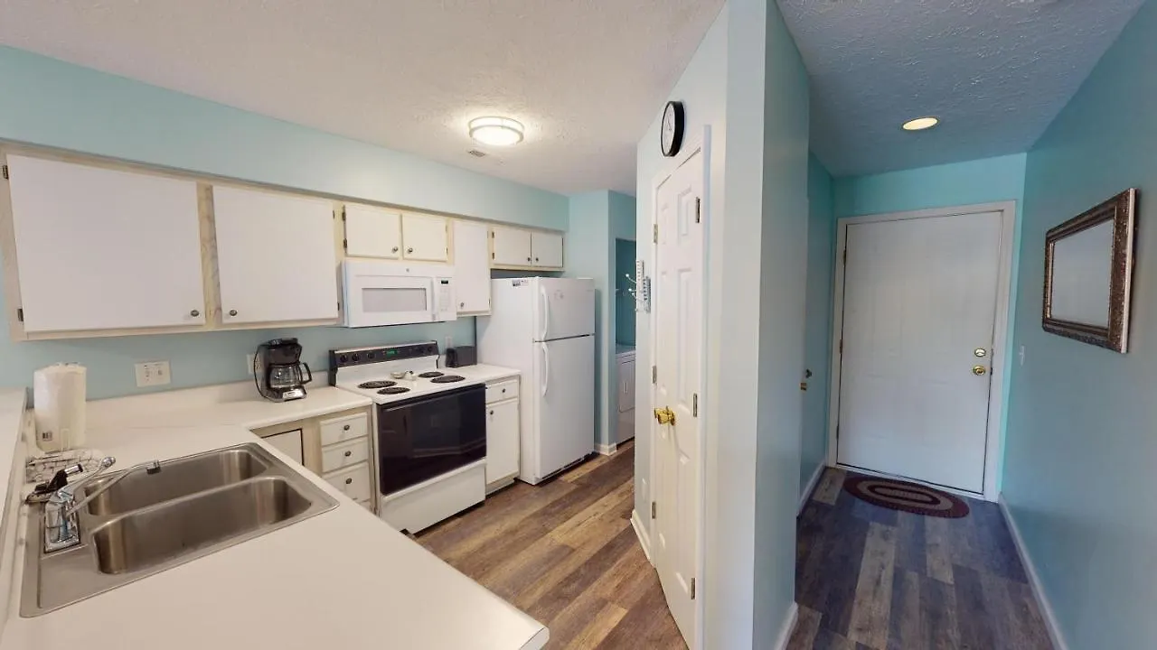 Idyllic 2br With Private Balcony Villa Pawleys Island