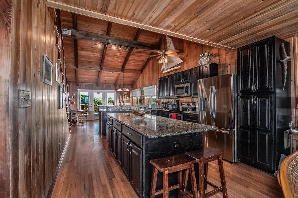 6 Bedroom Oceanfront House With Creek Dock Pawleys Island