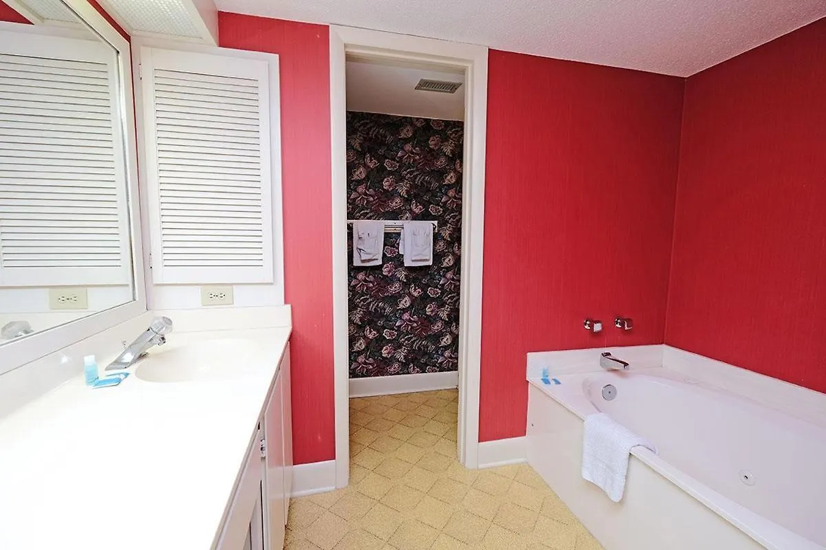 Holiday home Seaside Splendor Elegant 2br Perks