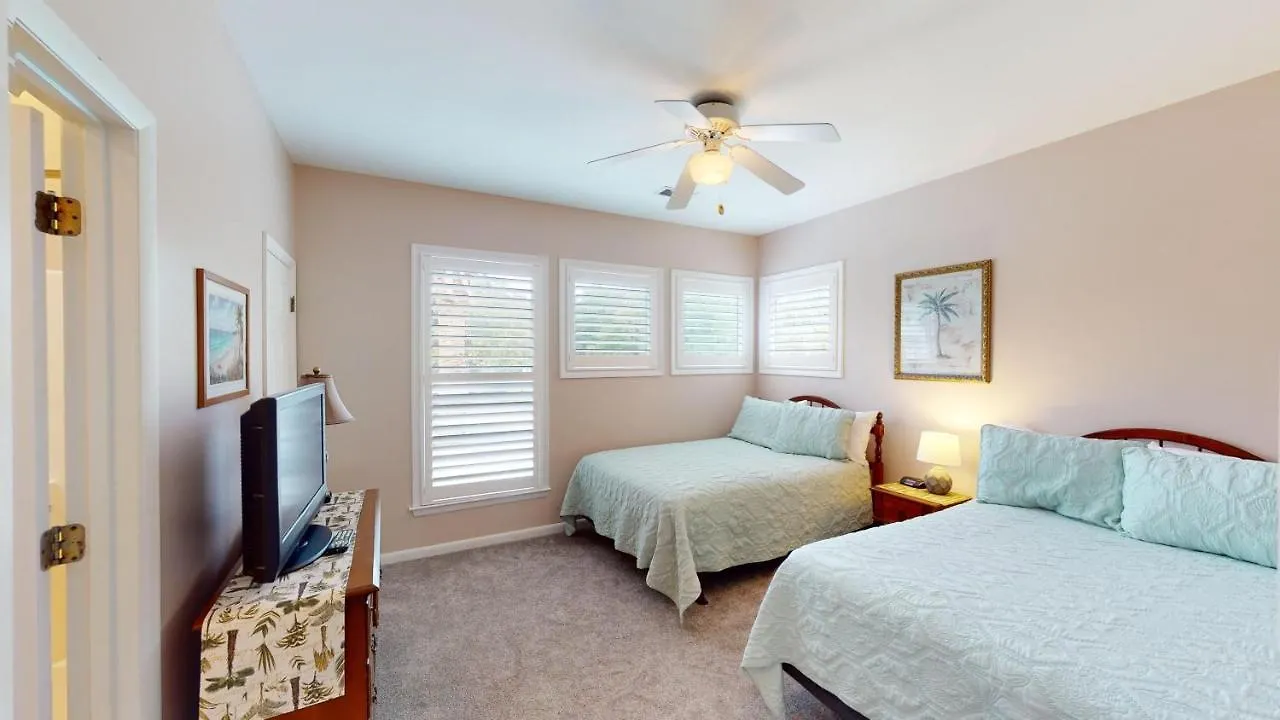 Lakeside Tranquility 2br Amenities *