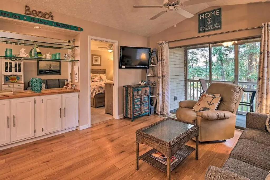 Pet Friendly! True Blue Golf! Apartment