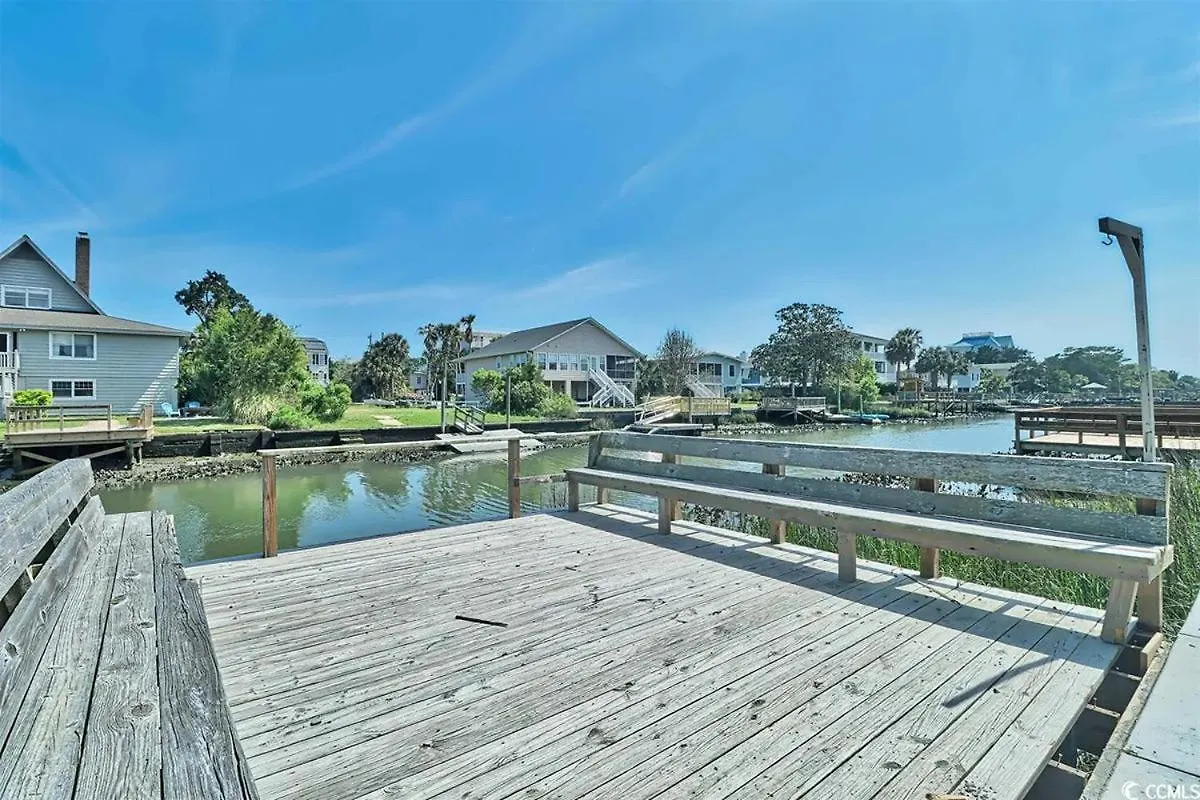 Beautiful Marshview With 7 Bedrooms Holiday home