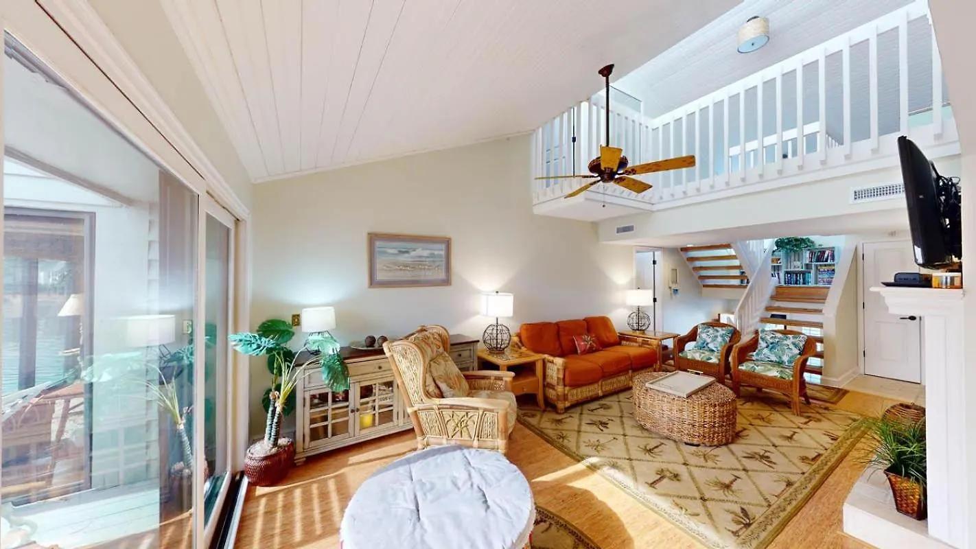 Pelican Watch Views Of Osprey Villa *