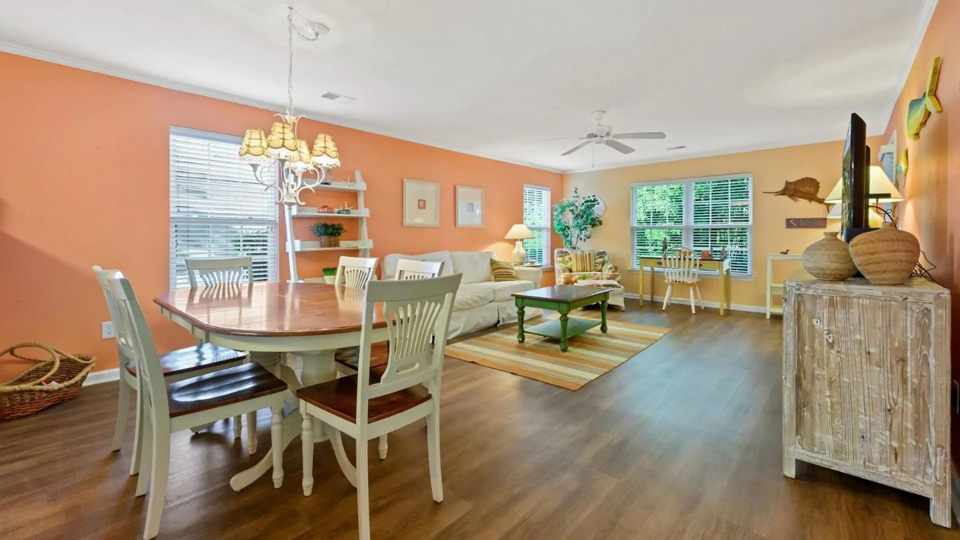 Ground-floor 3-bedroom With Stunning Golf Course Views, Pawleys Island