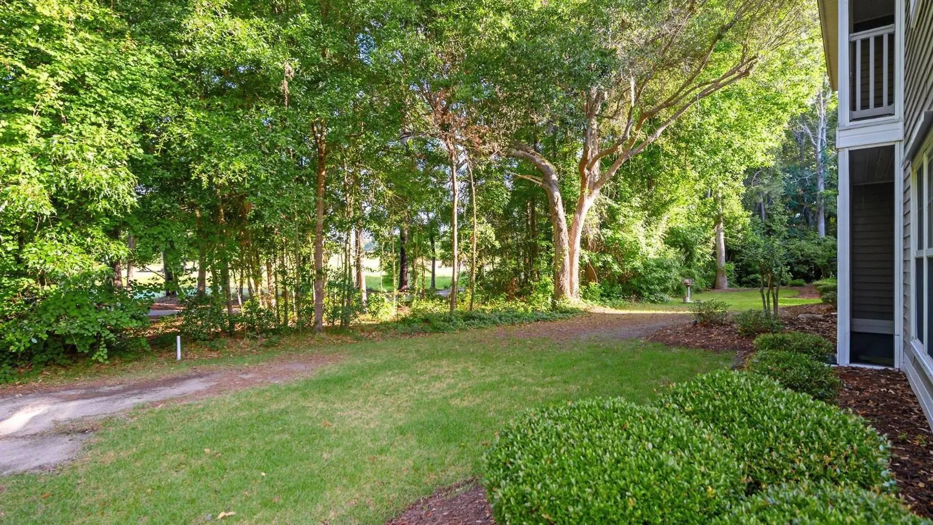 Ground-floor 3-bedroom With Stunning Golf Course Views, *