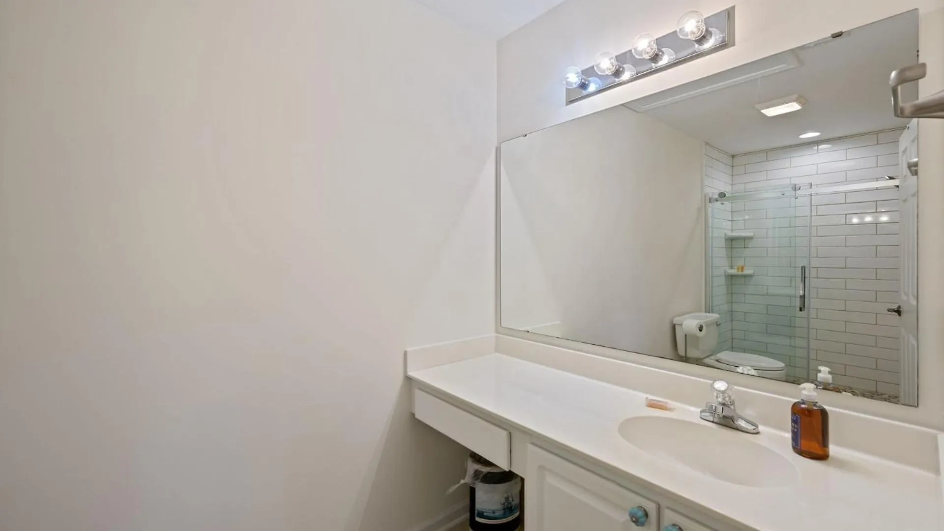 Your Perfect Getaway Destination In Pawleys Island! Apartment