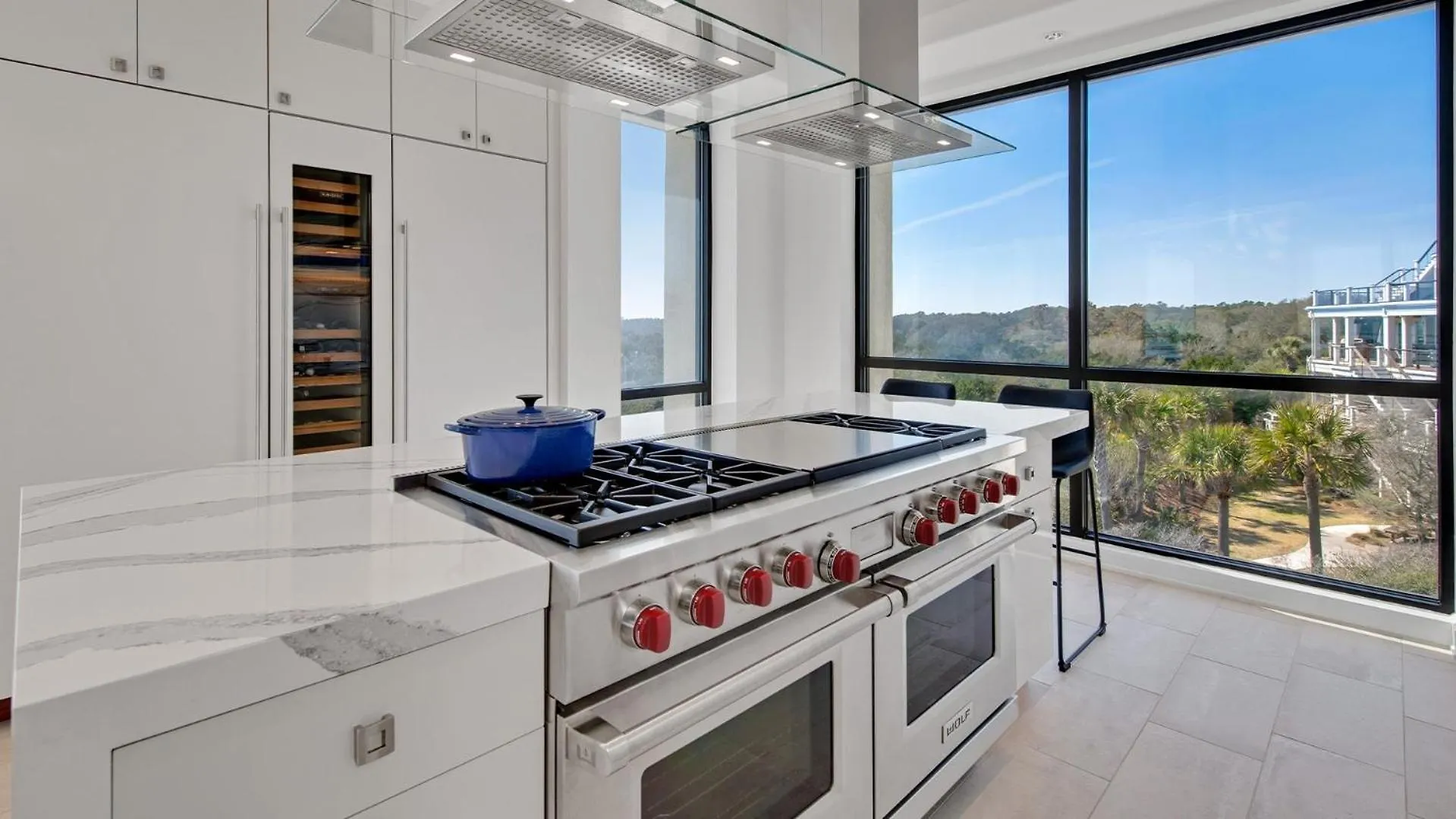 Oceanfront Modern Dream Home *