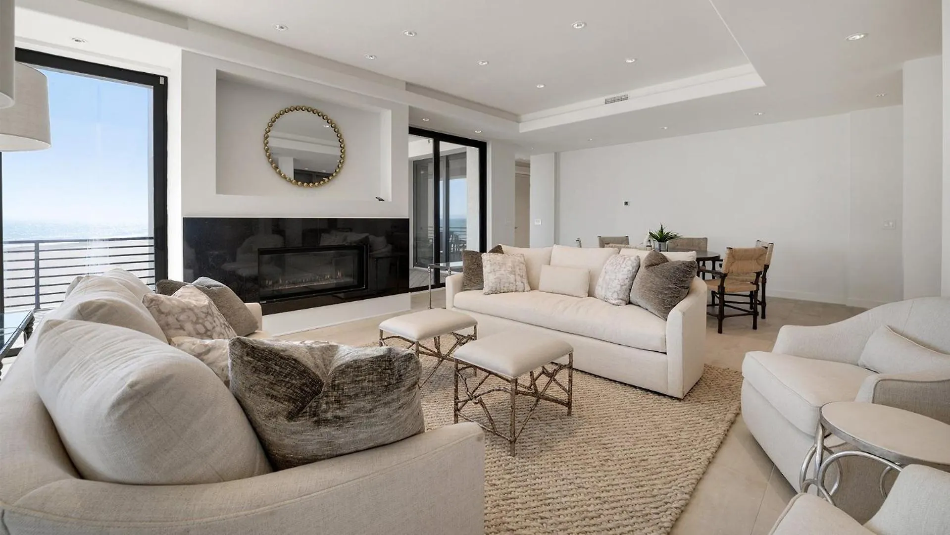 Holiday home Oceanfront Modern Dream Home