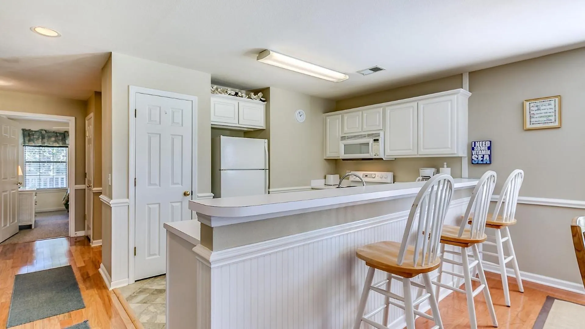 Fifty-seven Sea Spacious And Beautiful Overlooking Pond And 4th Hole Pawleys Island