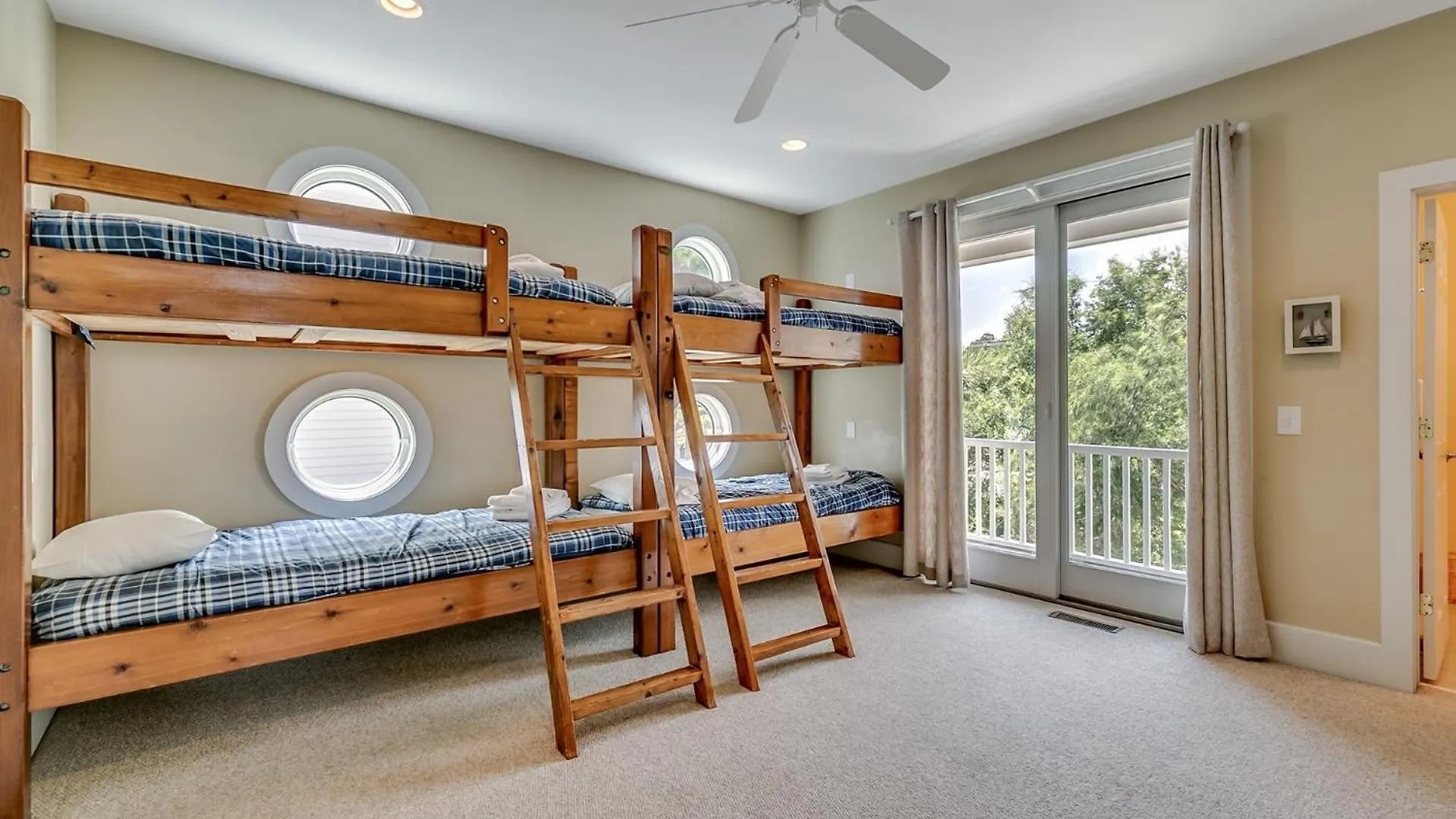 Spectacular Oceanfront Located On North Litchfield's Peaceful And Pristine Beaches,