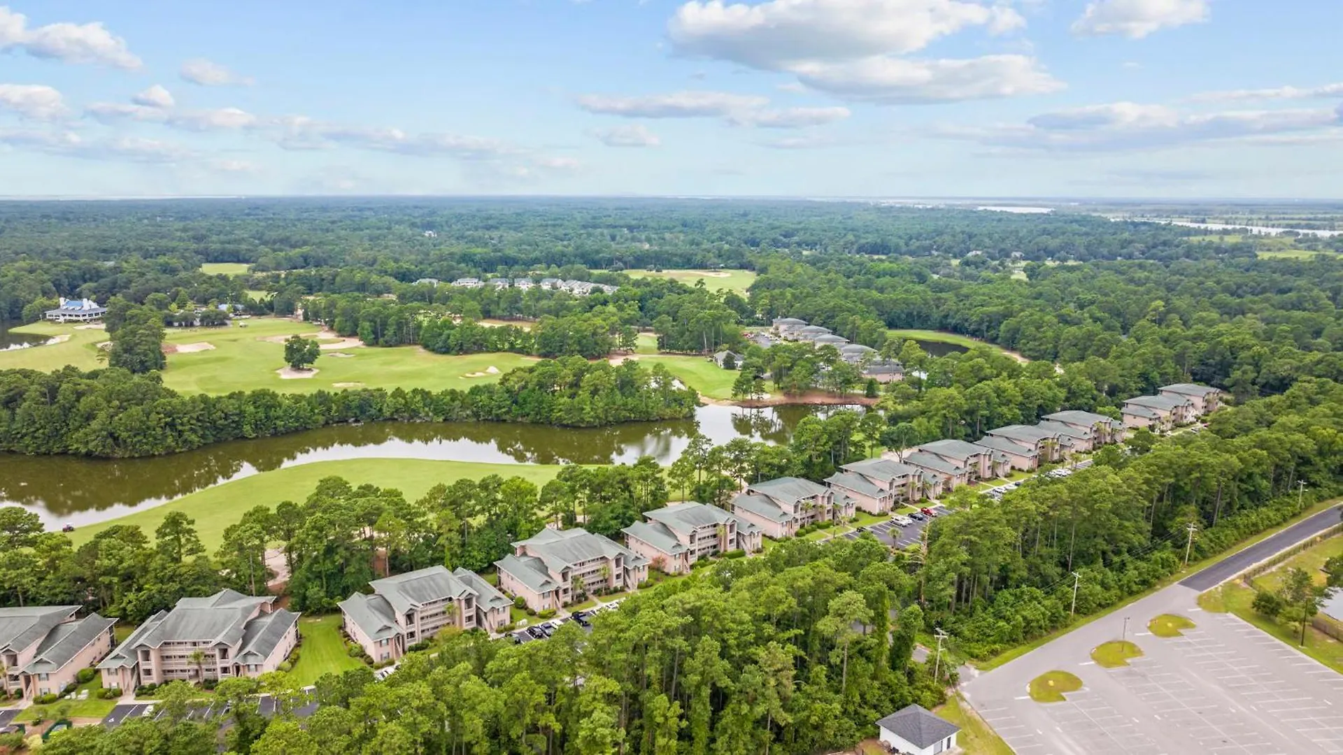 World Famous Golf ! True Blue 3 Bedroom Condo! Apartment *