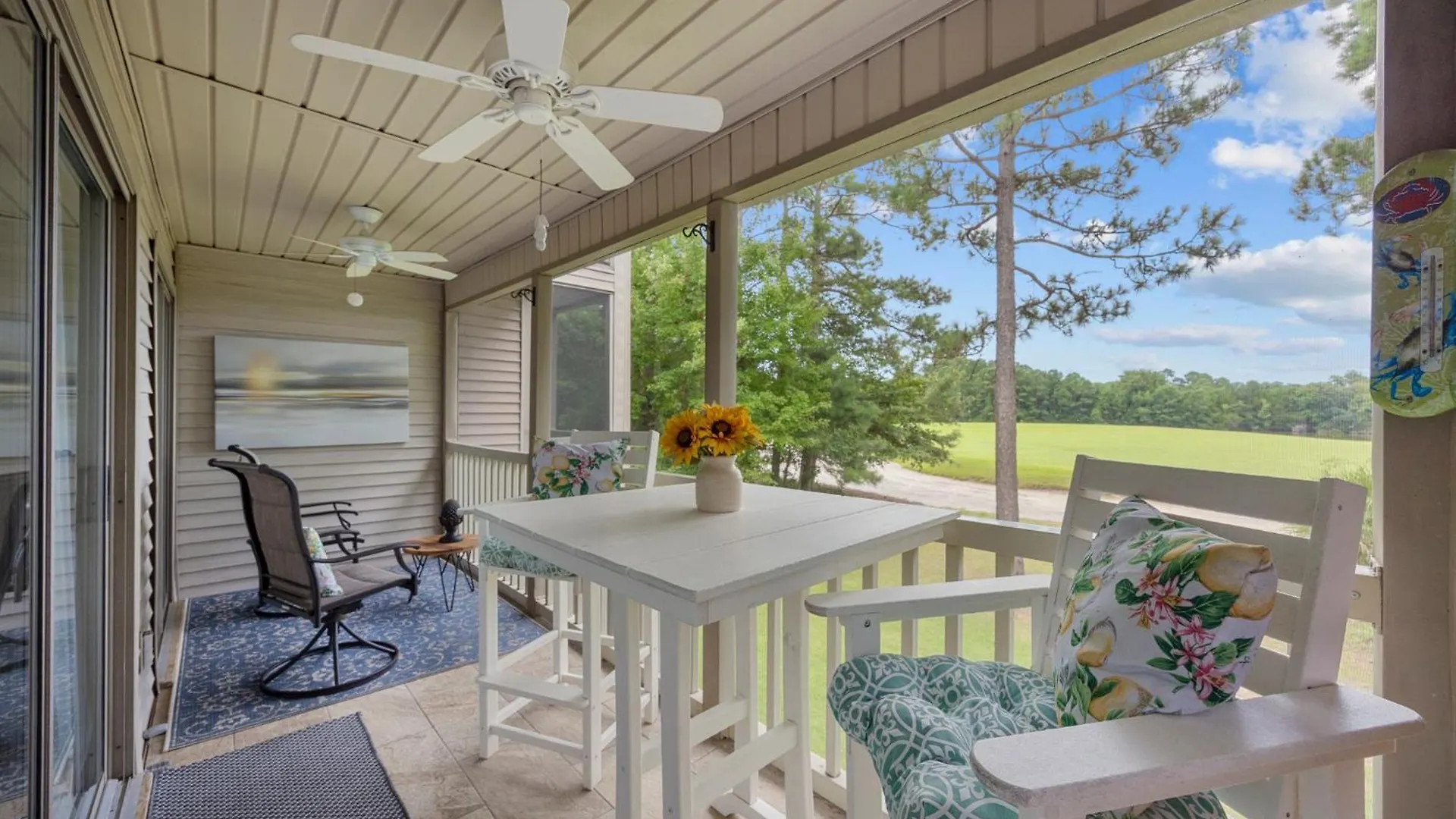 World Famous Golf ! True Blue 3 Bedroom Condo! Apartment *
