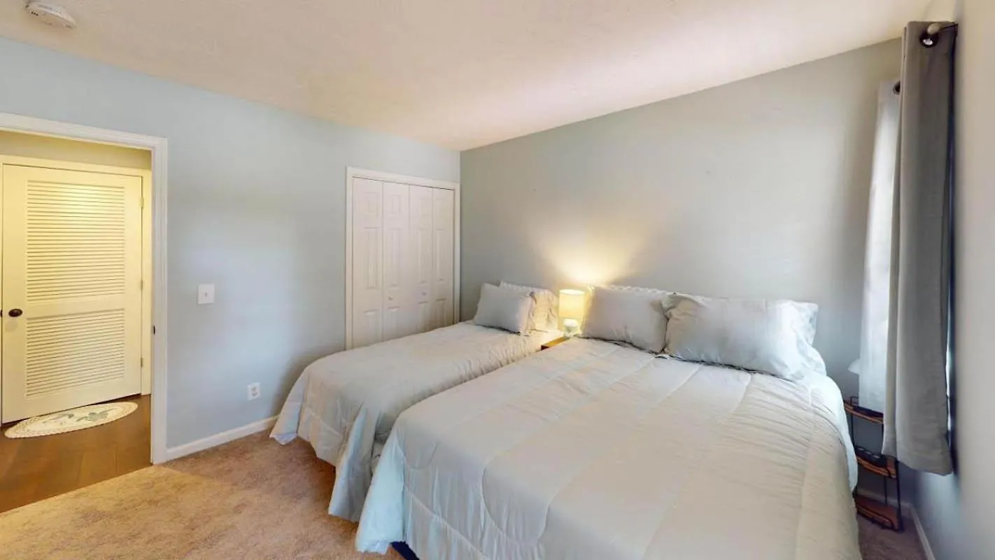True Blue Golf Getaway 2 Bedroom Villa