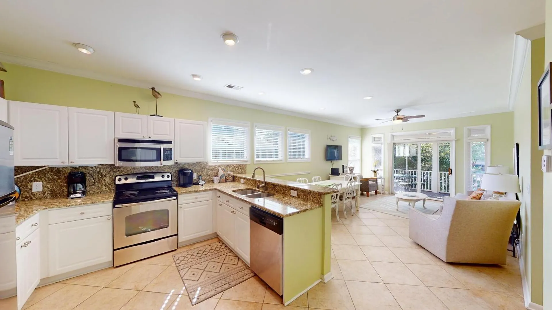 2 Bdrm Lakeside Scenic View With Amenities Holiday home Pawleys Island