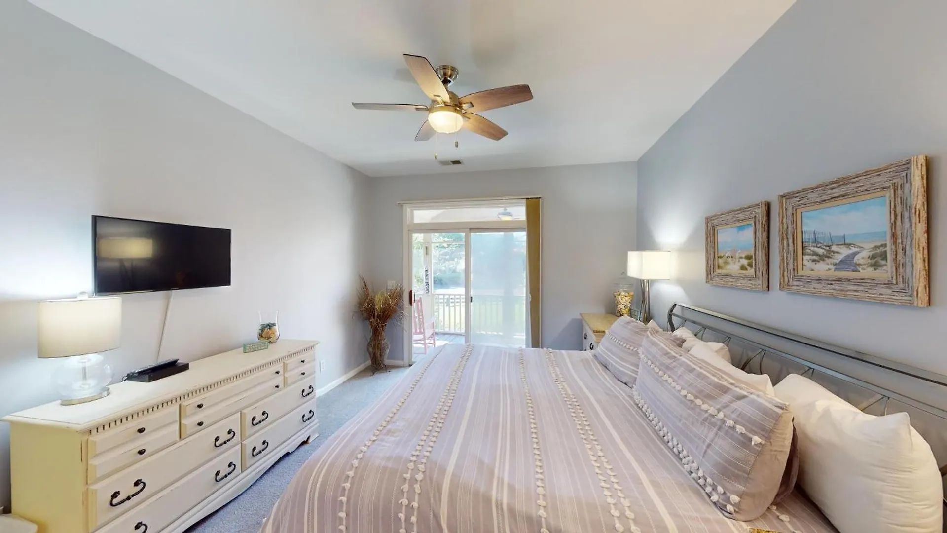 Holiday home 2 Bdrm Lakeside Scenic View With Amenities