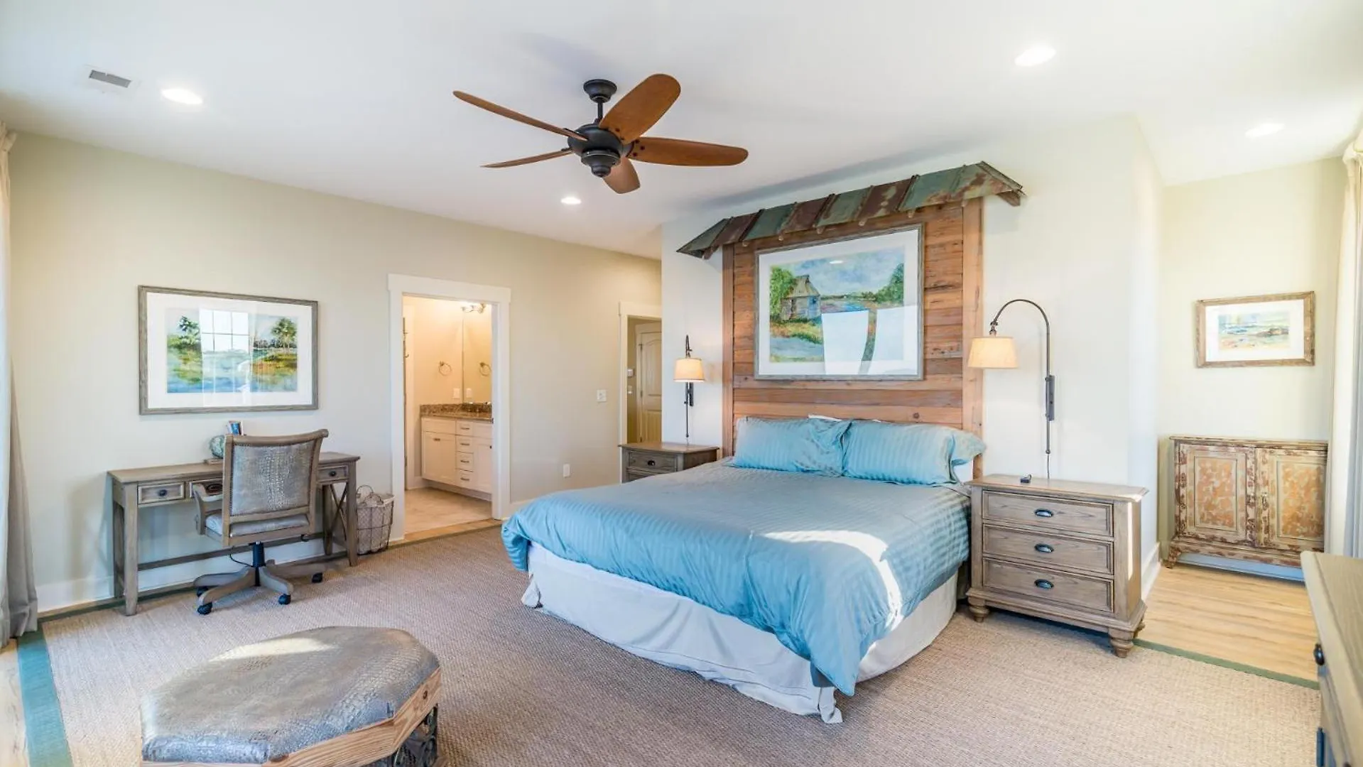 Paradise Point: Luxury Beachfront With Views