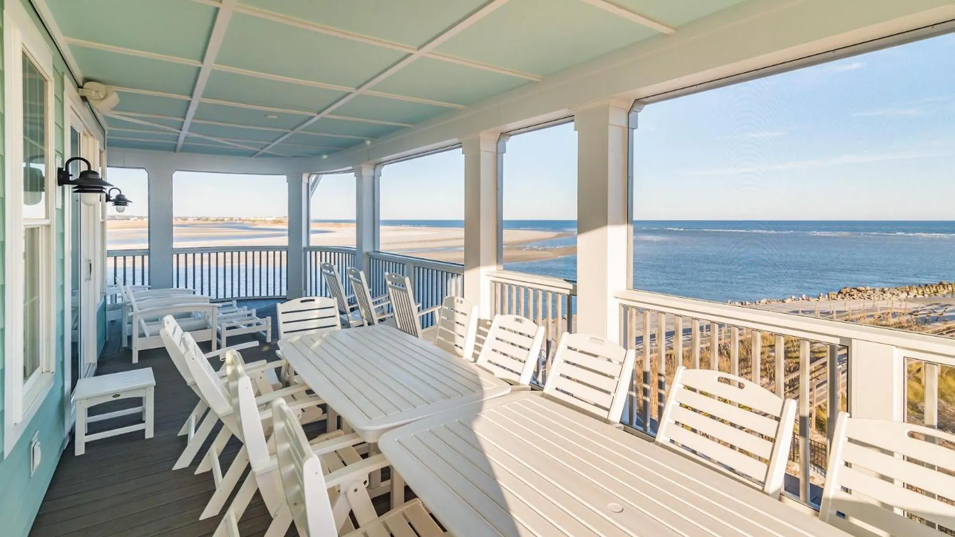 Paradise Point: Luxury Beachfront With Views Holiday home *