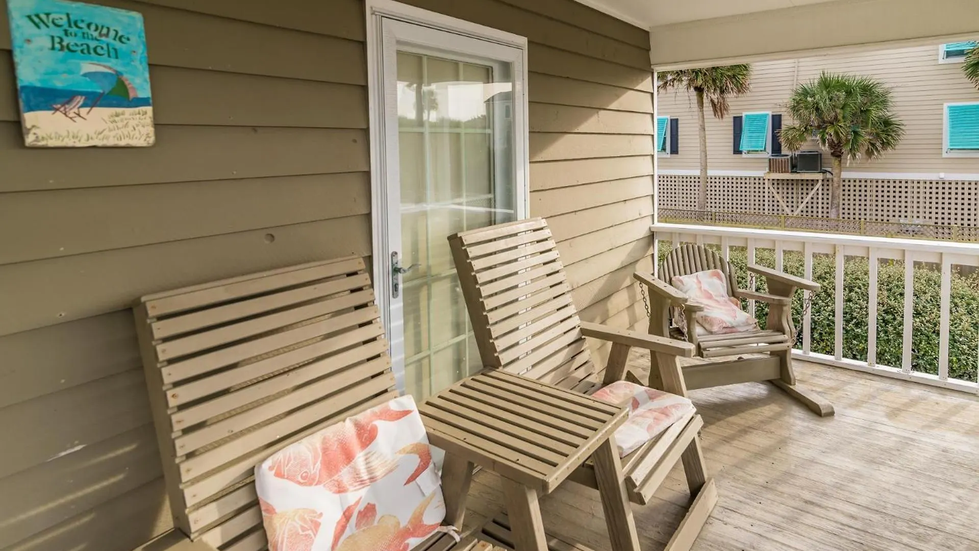 Oceanfront Escape With Game And Access