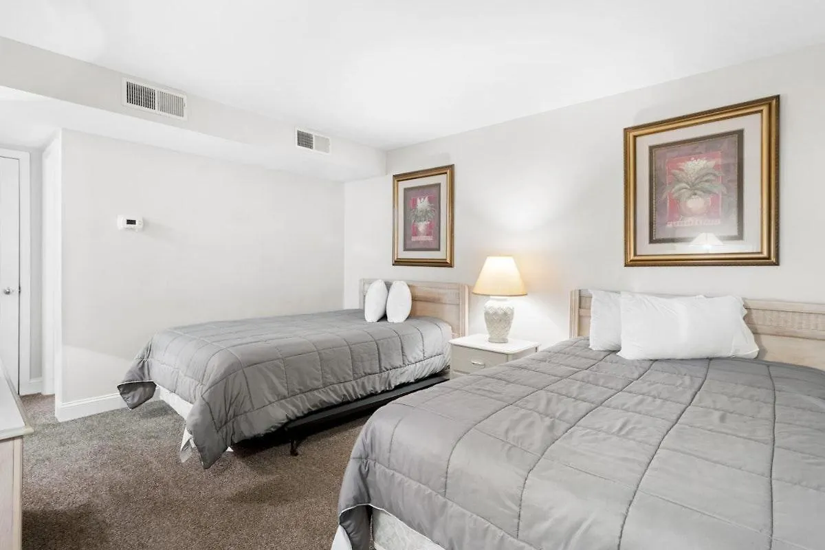 Holiday home Golf Side Elegance 2br Hideaway *