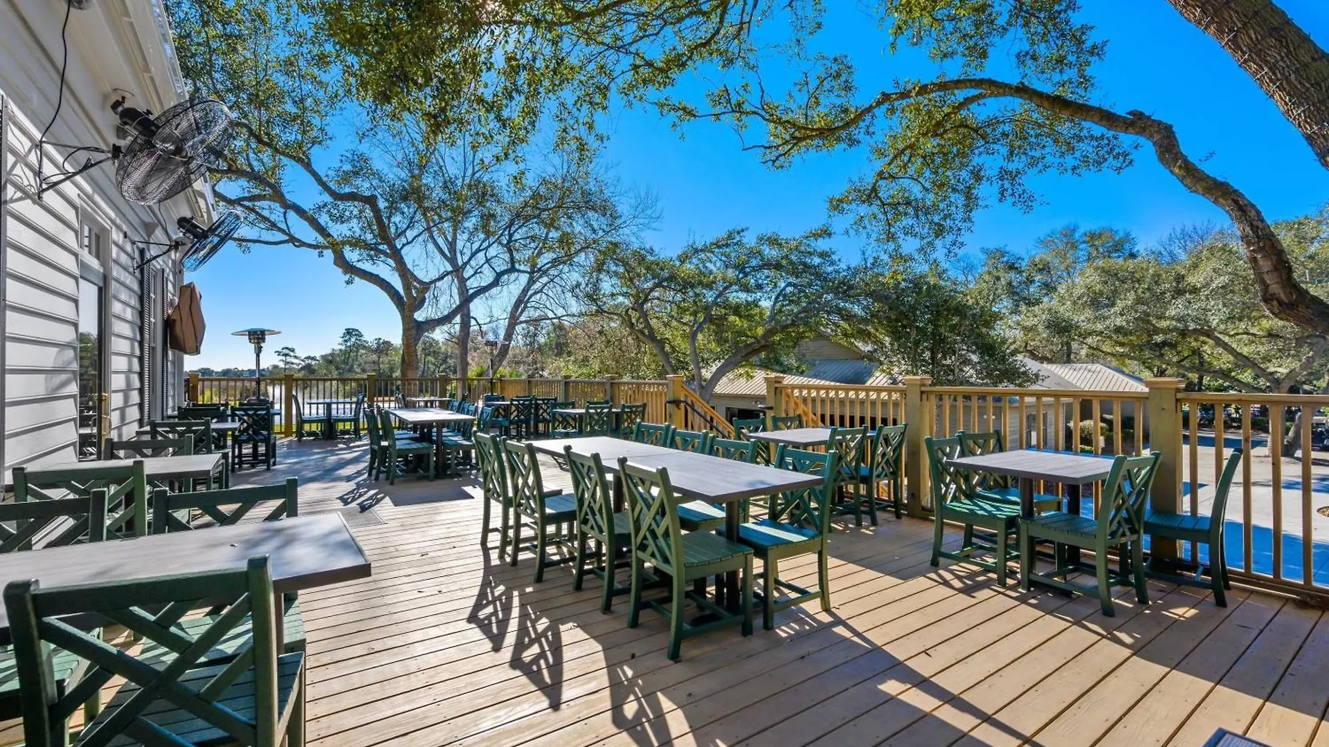 9th Hole Is Absolutely Everything Want For Your Vacation Or Golf Trip,