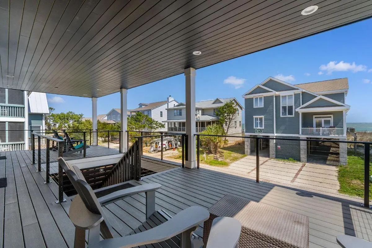Southern Malibu 6 Bedroom Holiday home